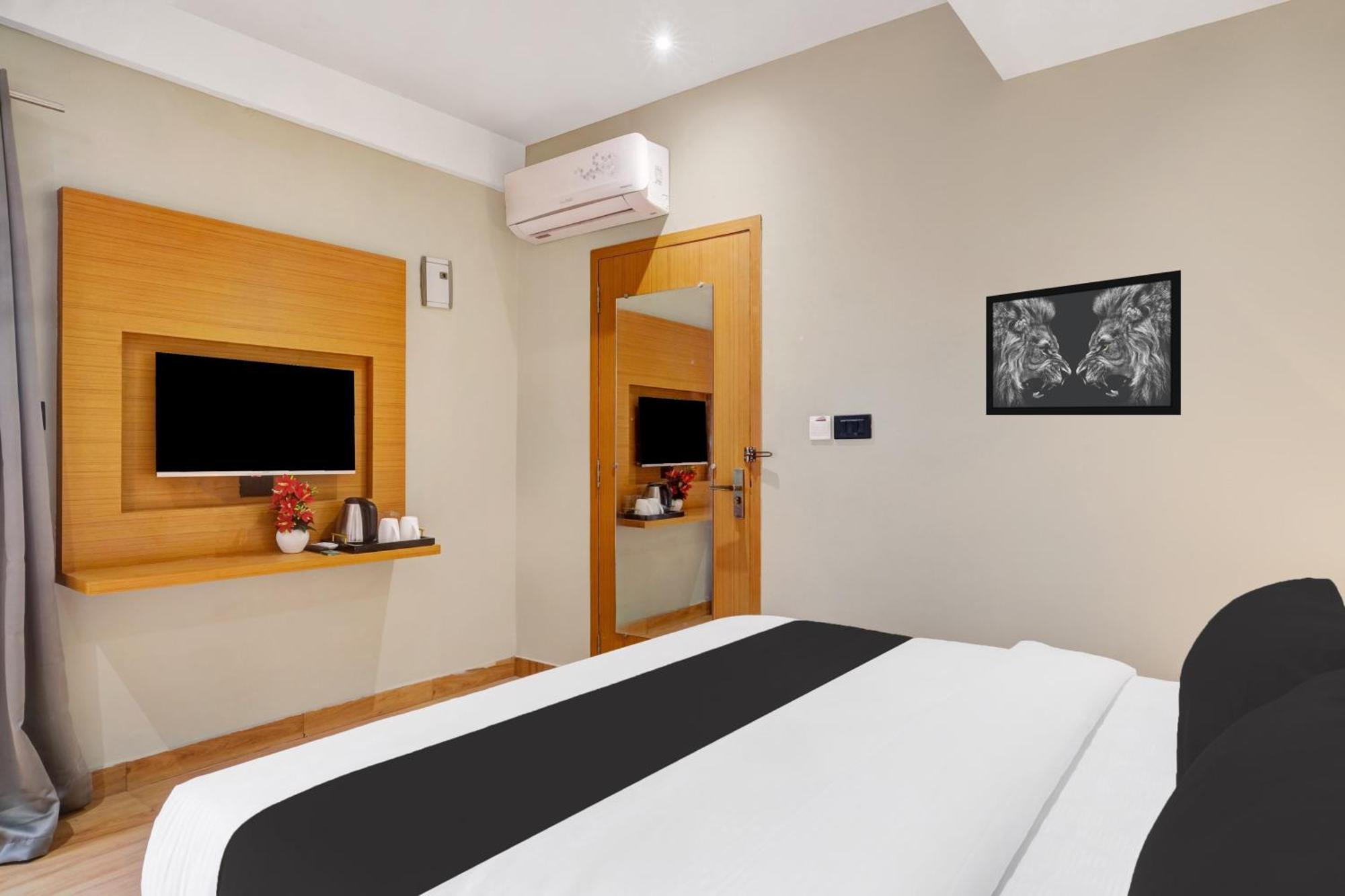 Townhouse Oak Sarusajai Stadium Dispur Eksteriør bilde